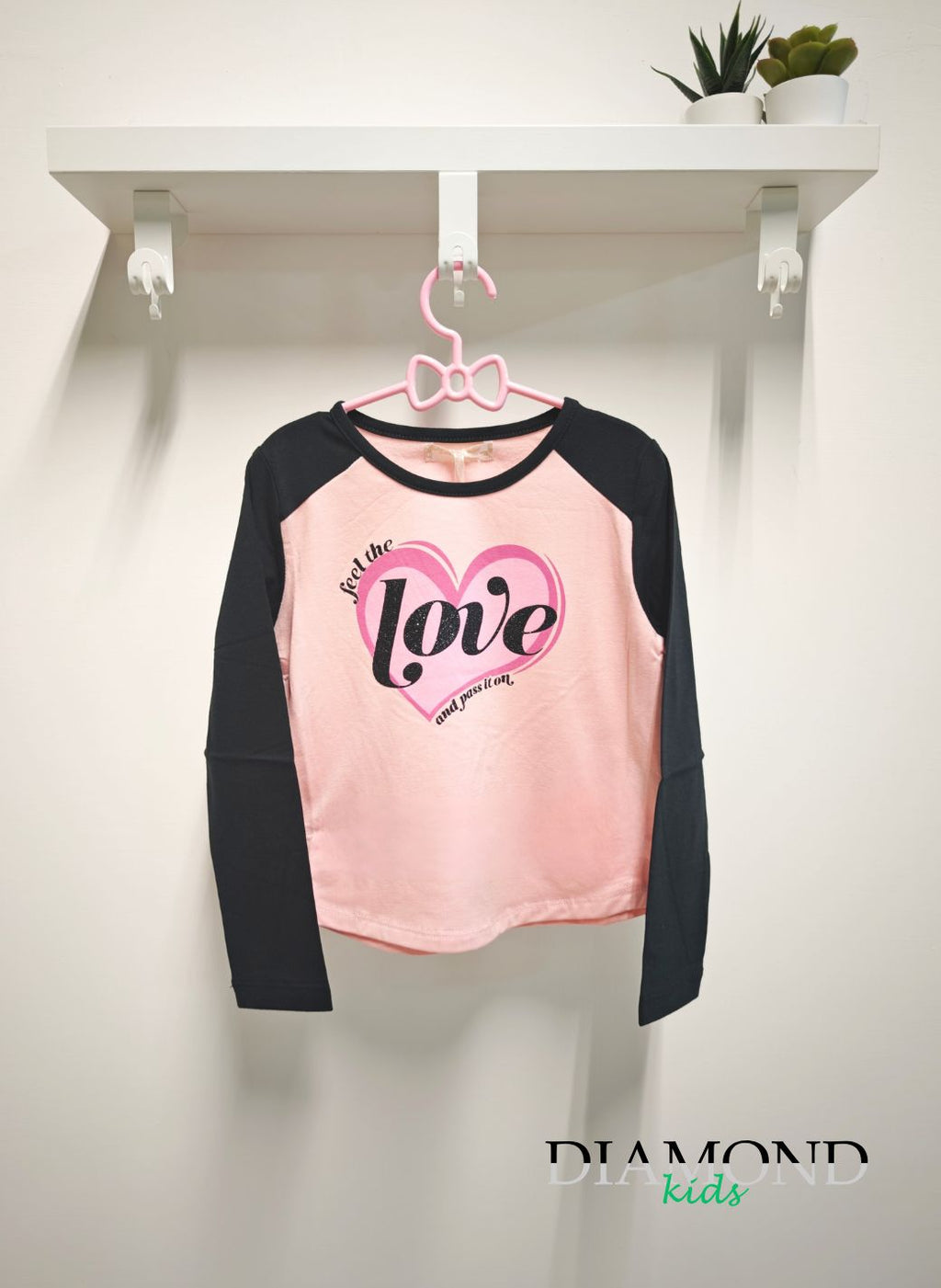 T-shirt Bambina Love rosa e nera