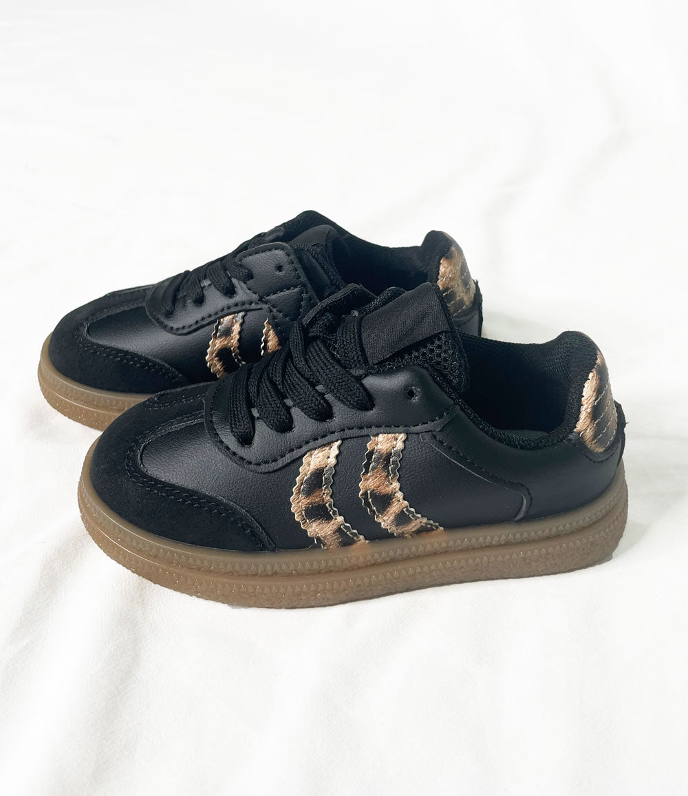Black leopard girls sneakers