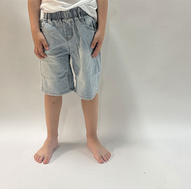 Bermuda Bambino denim lavè