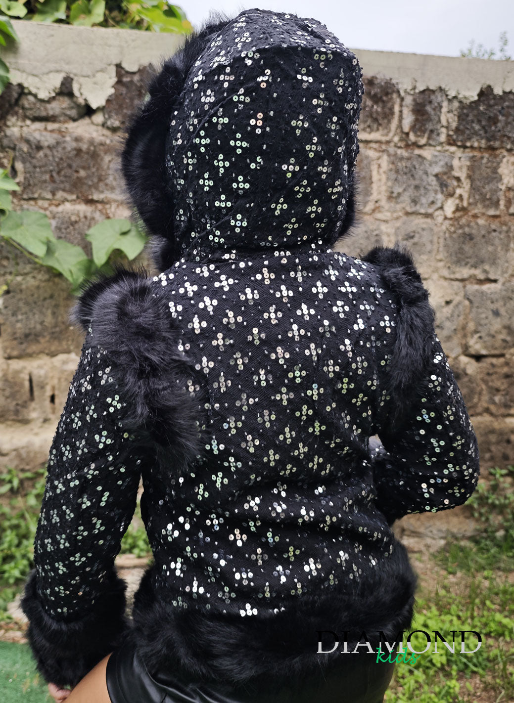 Ecopelliccia Bambina Cappuccio nera