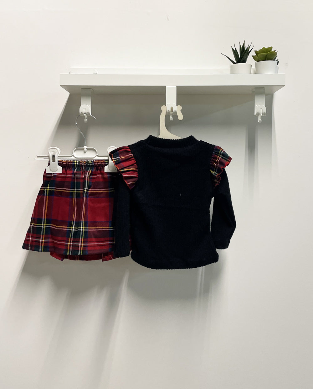 Completo Neonata bear Scozzese nero rosso
