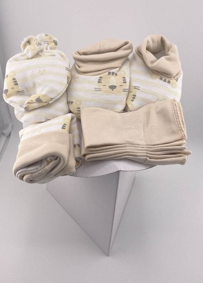 Set prima nascita cesta regalo 8 pezzi beige